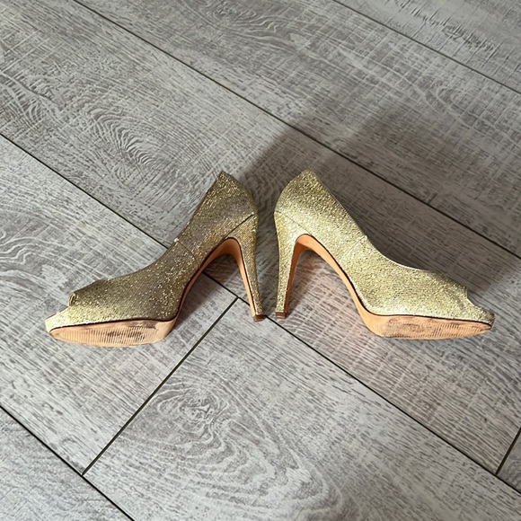 White House Black Market Gold Heels - Picture 3 of 4